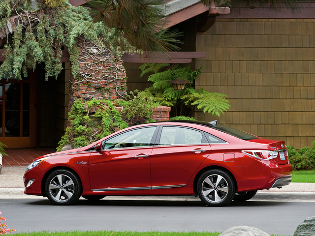 2013 Hyundai SONATA Hybrid
