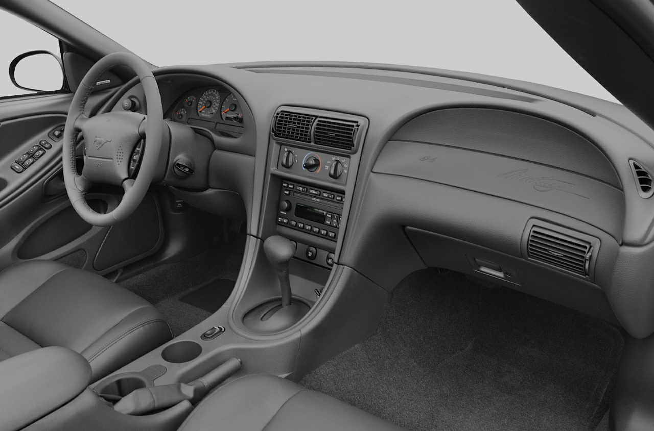 2004 Ford Mustang