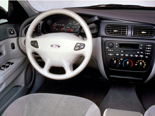 2000 Ford Taurus