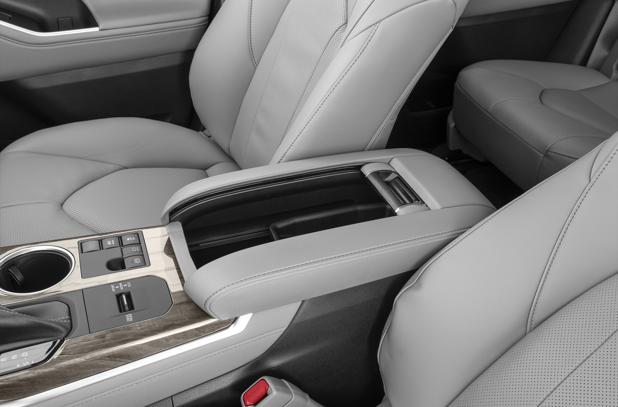 2026 Toyota Highlander Hybrid