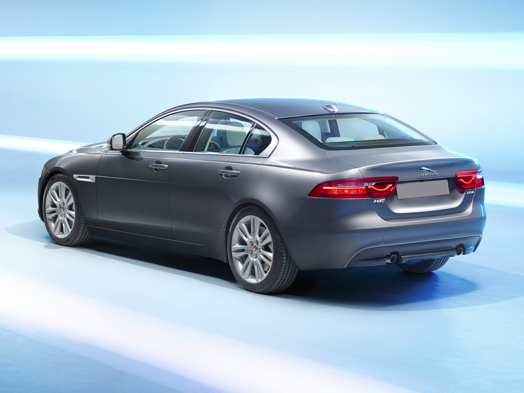 2017 Jaguar XE