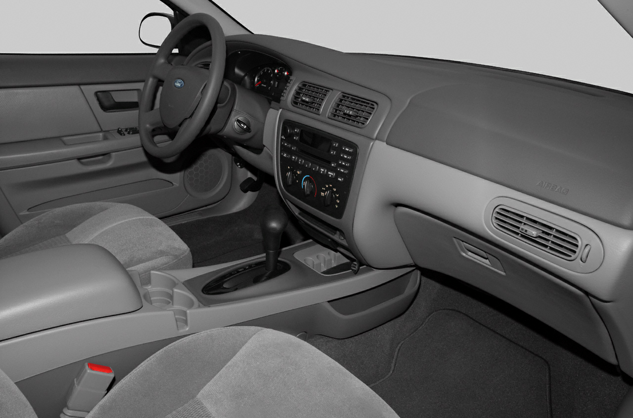 2006 Ford Taurus