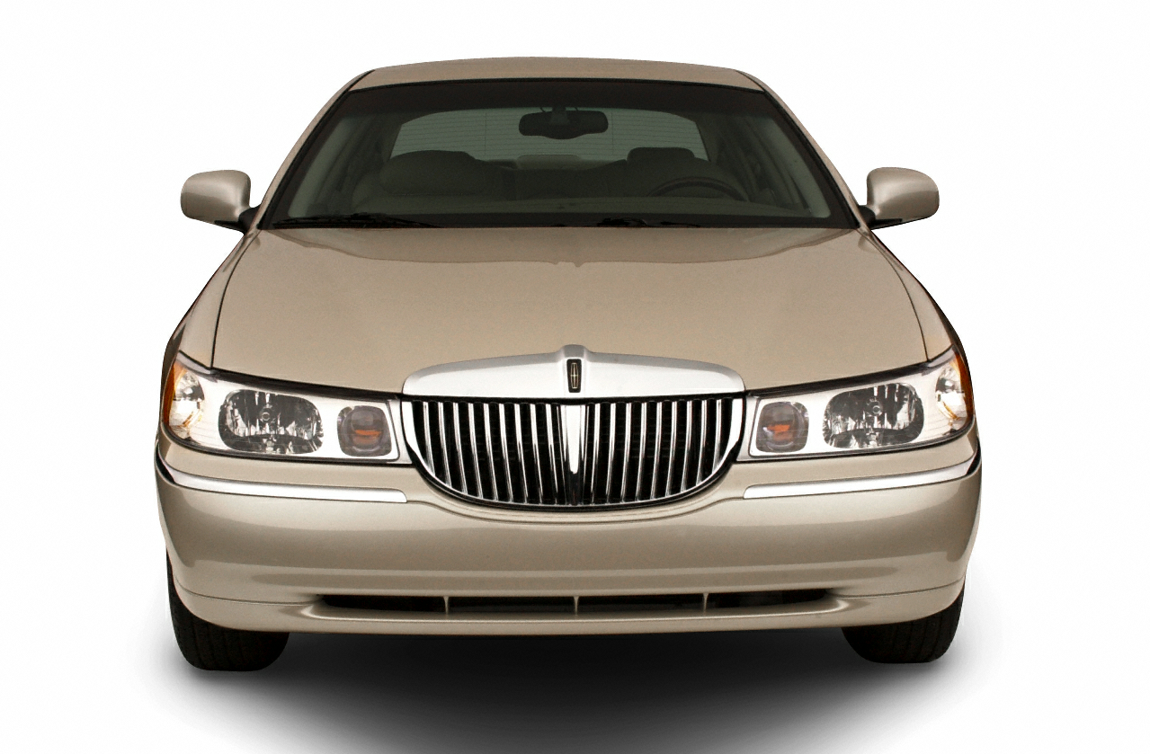 2001 Lincoln Town Car