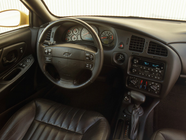 2002 Chevrolet Monte Carlo