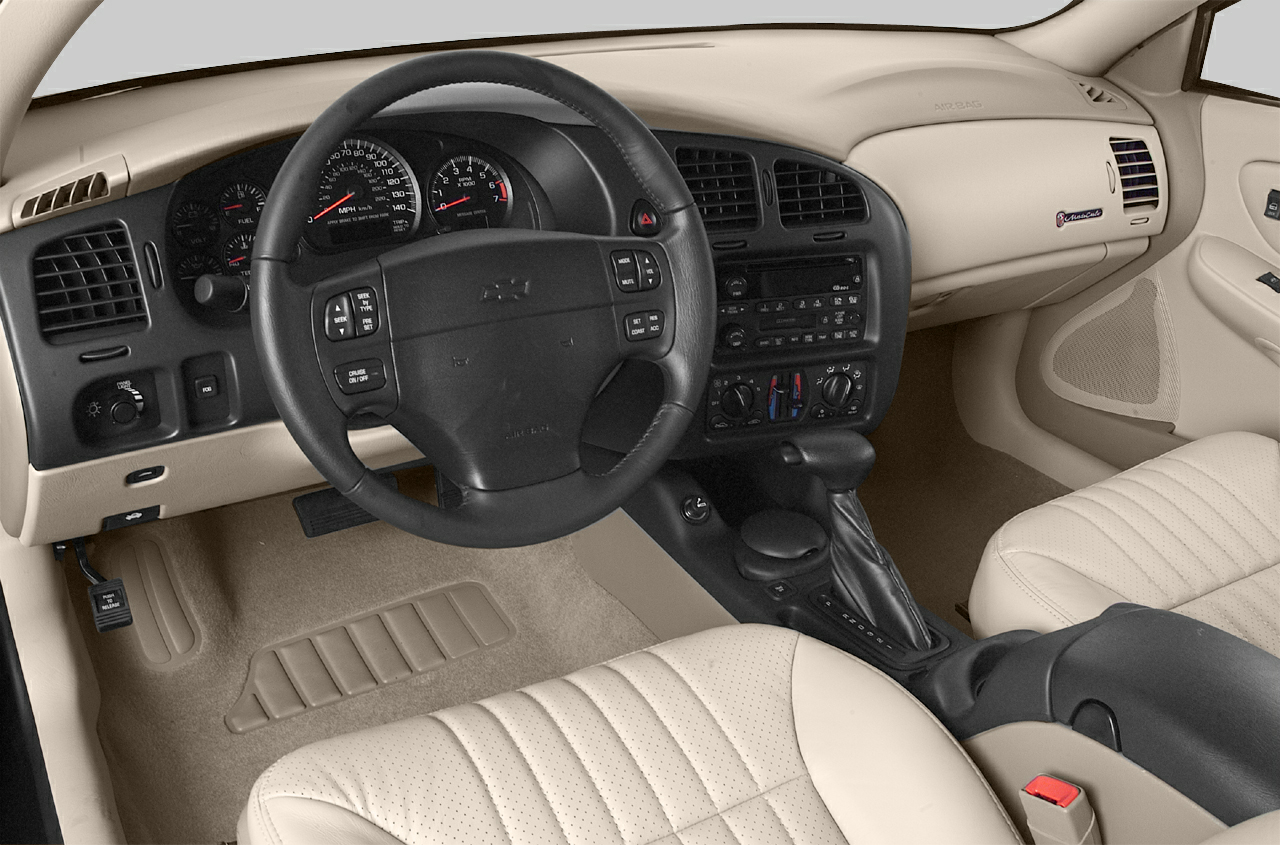 2002 Chevrolet Monte Carlo