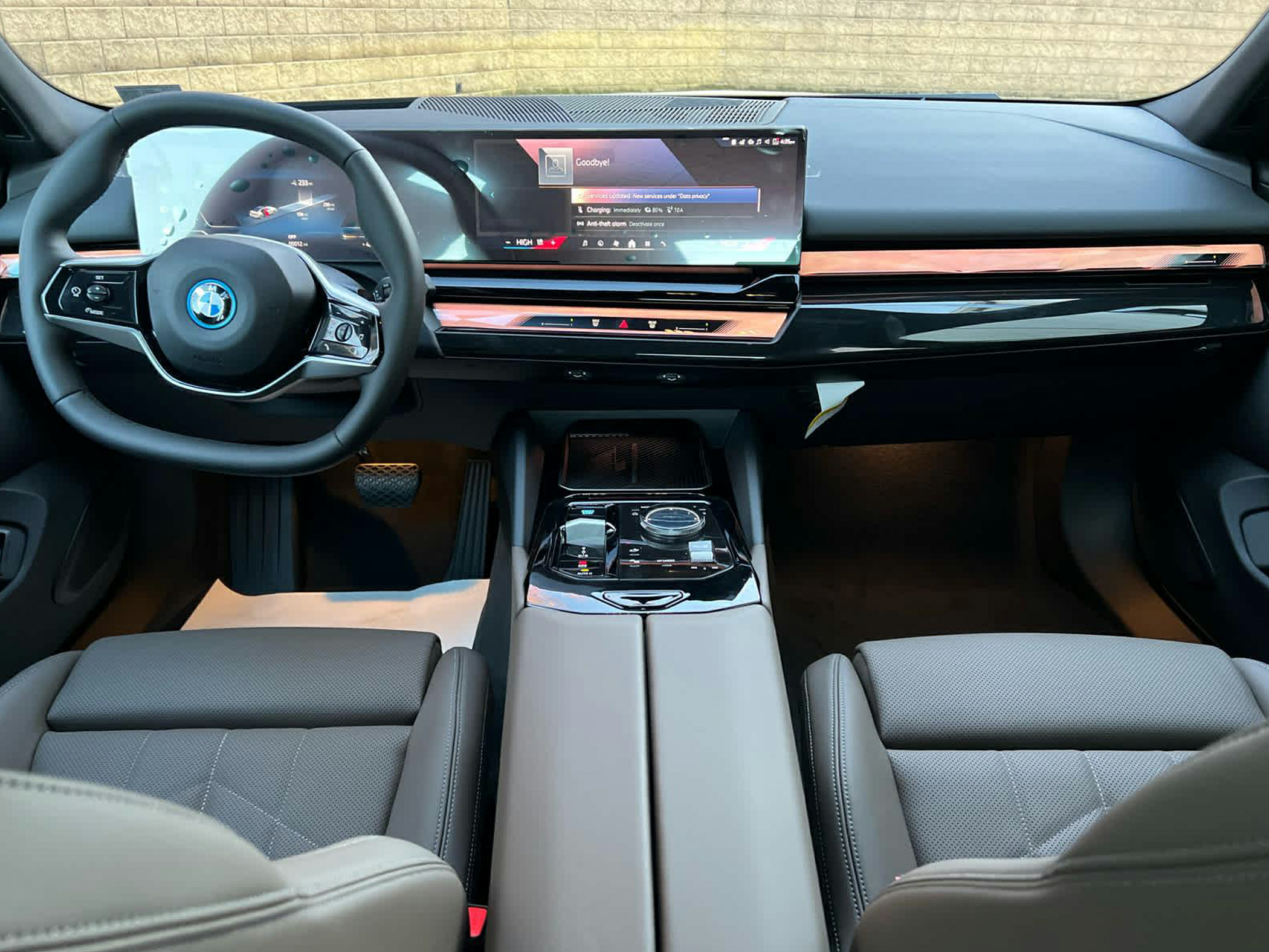 2026 BMW i5