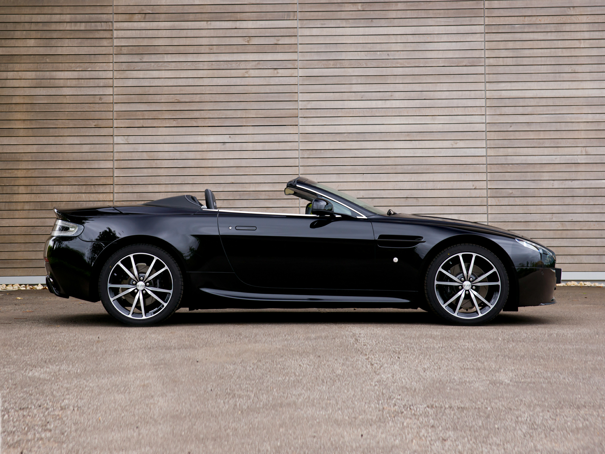 2012 Aston Martin V8 Vantage