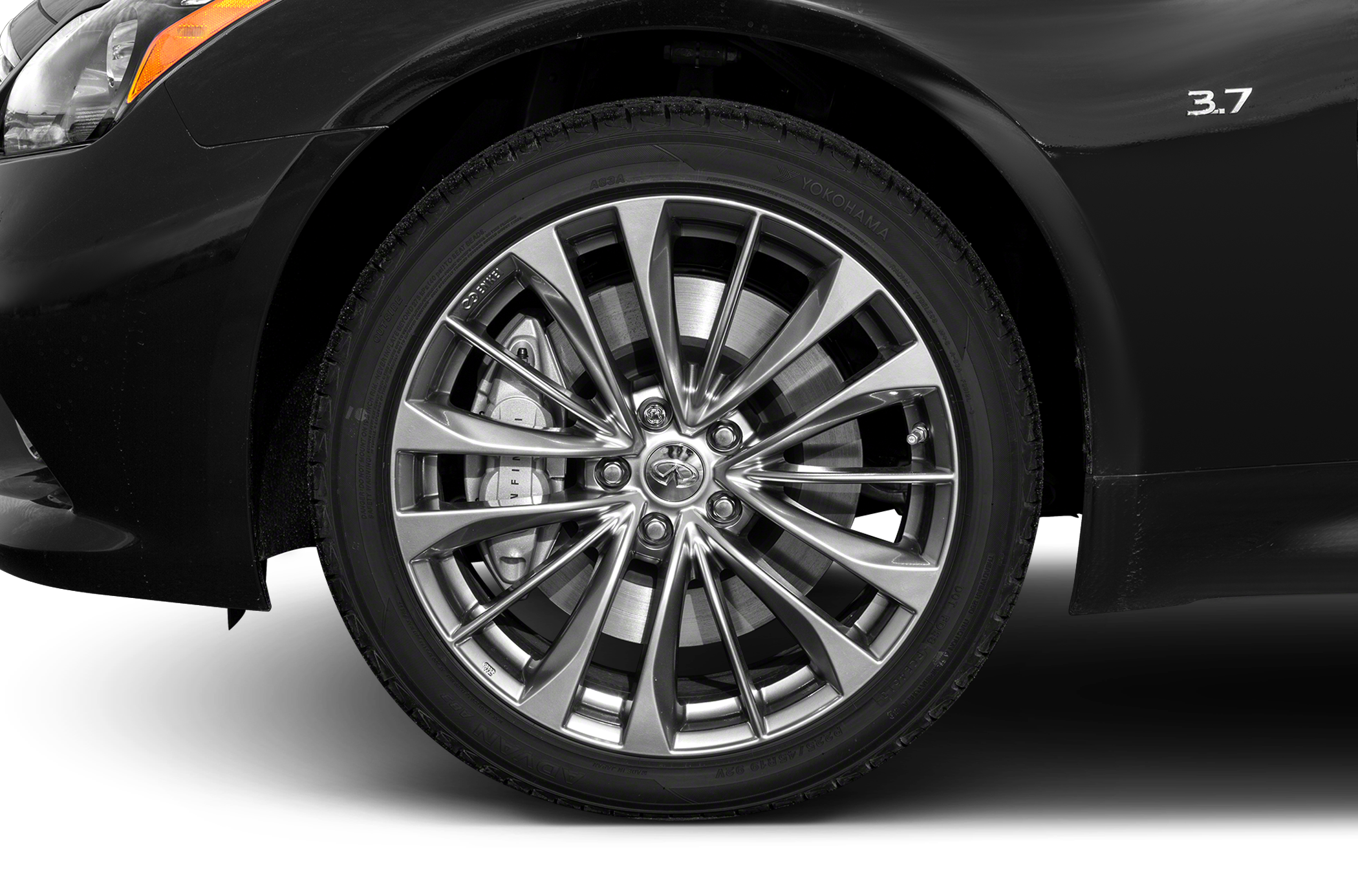 2015 INFINITI Q60