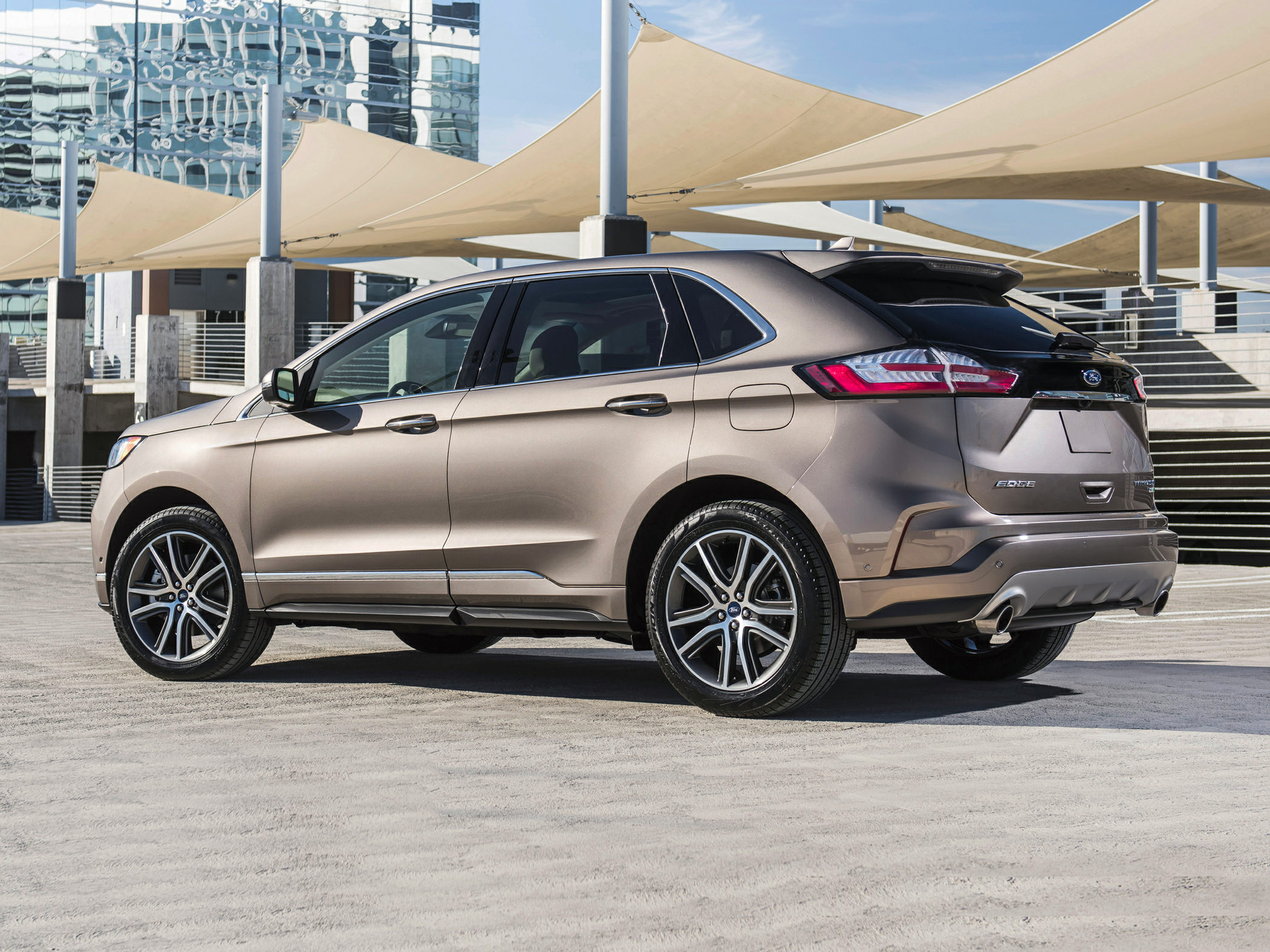 2019 Ford Edge