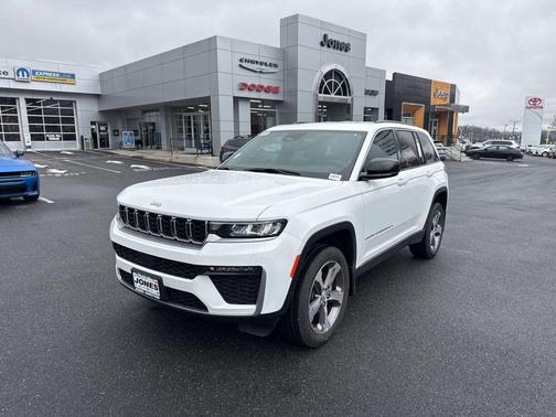 Bright White Clearcoat 2026 Jeep Grand Cherokee Limited