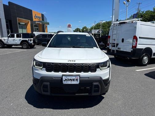 Bright White Clearcoat 2026 Jeep Cherokee Limited