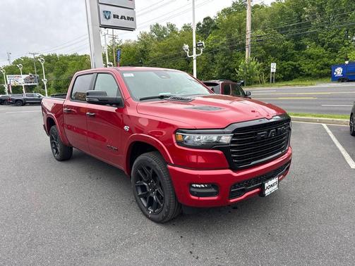 Molten Red Pearlcoat 2026 RAM 1500 Laramie