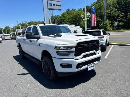 Bright White Clearcoat 2026 RAM 2500 Black Express Crew Cab 4x4 6'4' Box