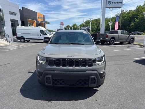 Sting-Gray Clearcoat 2026 Jeep Cherokee Limited