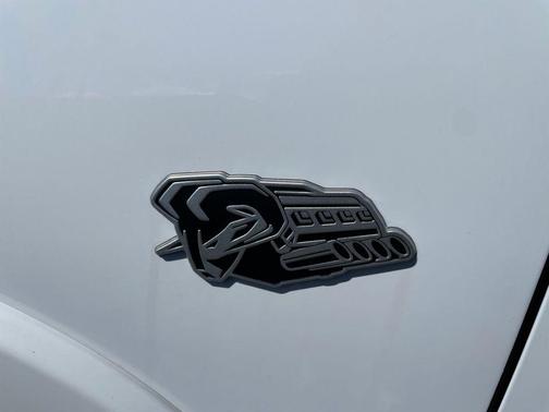 Bright White Clearcoat 2026 RAM 1500 Laramie