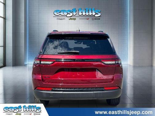 Velvet Red Pearlcoat 2024 Jeep Grand Cherokee Laredo