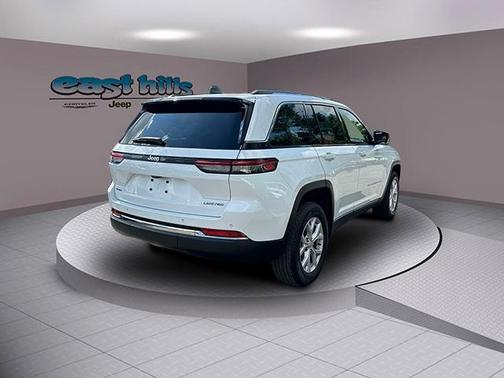 2022 Jeep Grand Cherokee Limited