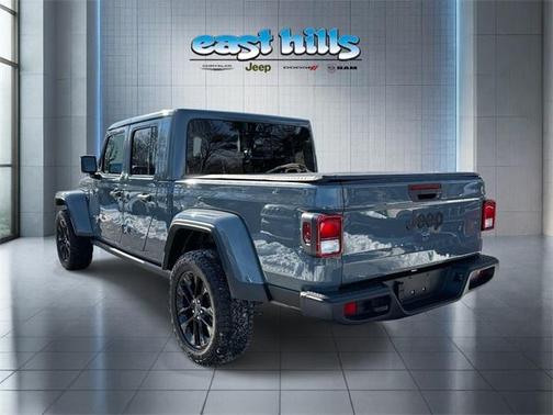 2024 Jeep Gladiator Nighthawk