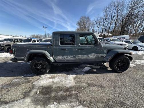 2024 Jeep Gladiator Nighthawk