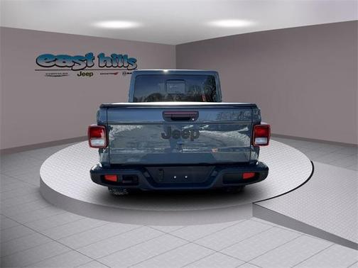 2024 Jeep Gladiator Nighthawk