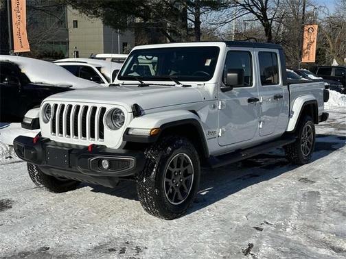 2022 Jeep Gladiator Overland