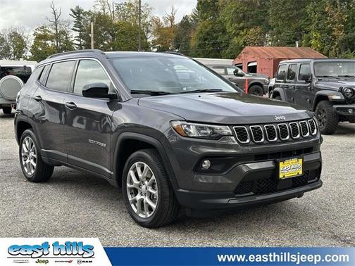 2024 Jeep Compass Latitude Lux