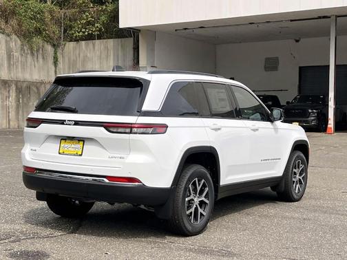2025 Jeep Grand Cherokee Limited