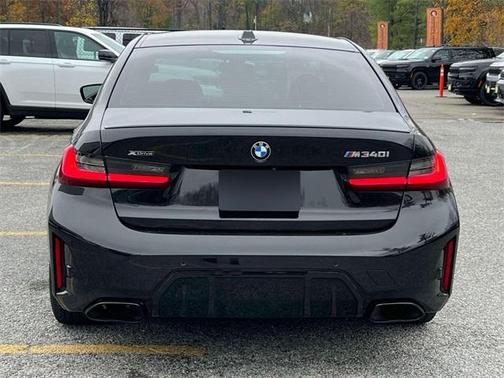 2023 BMW M340 i xDrive