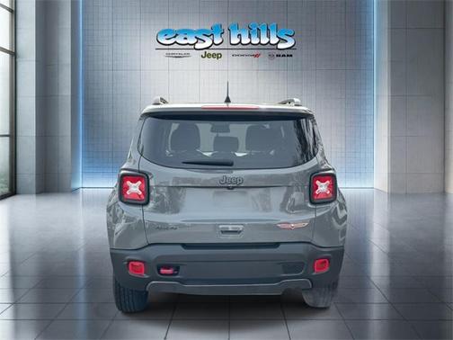 2021 Jeep Renegade Trailhawk