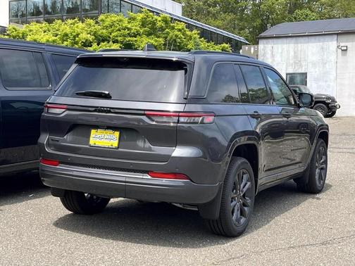 Baltic Gray 2026 Jeep Grand Cherokee Limited