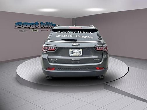 2024 Jeep Compass Latitude Lux