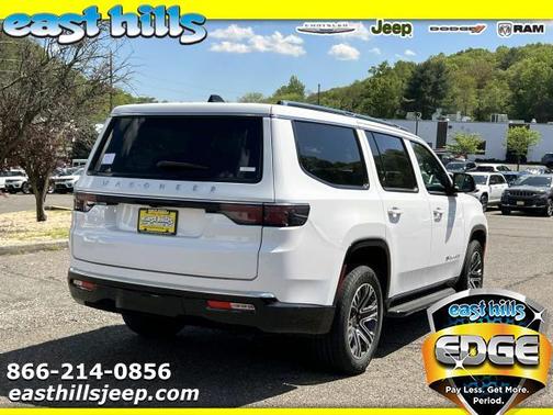 2025 Jeep Wagoneer Base