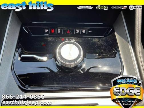 2025 Jeep Wagoneer Base
