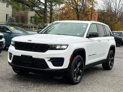 2023 Jeep Grand Cherokee Altitude