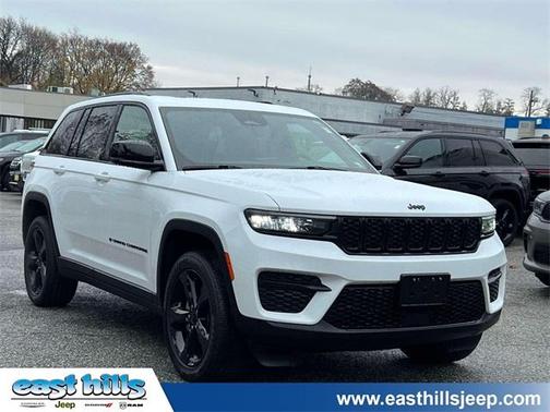 2023 Jeep Grand Cherokee Altitude