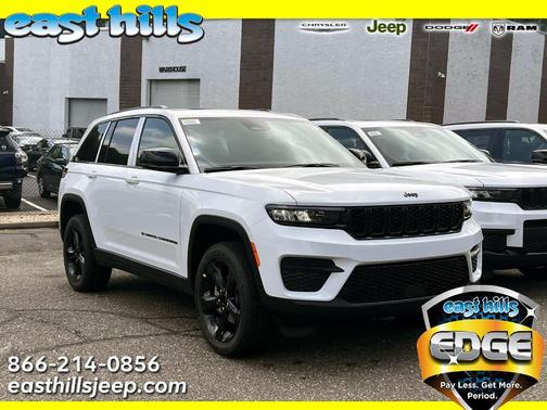 2025 Jeep Grand Cherokee Laredo