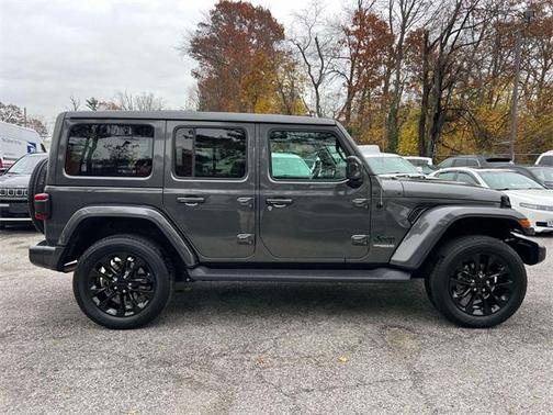 2021 Jeep Wrangler Unlimited Sahara Altitude
