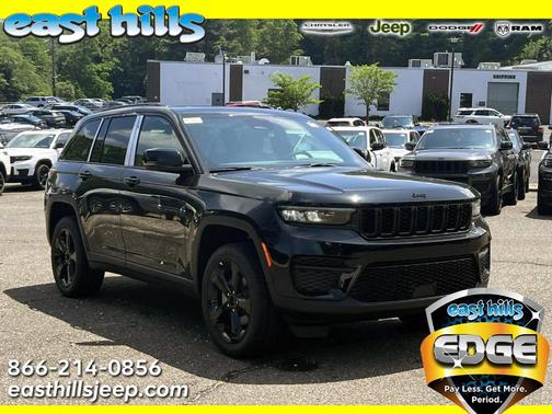 2025 Jeep Grand Cherokee Laredo