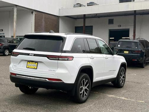 2025 Jeep Grand Cherokee Limited