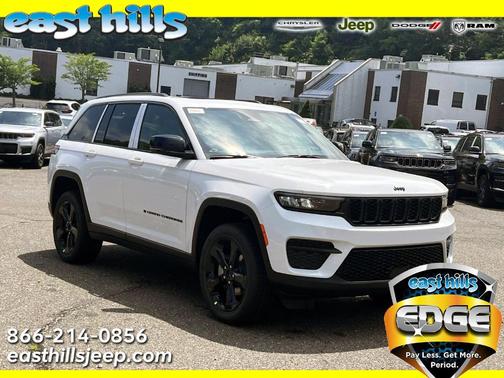 2025 Jeep Grand Cherokee Laredo