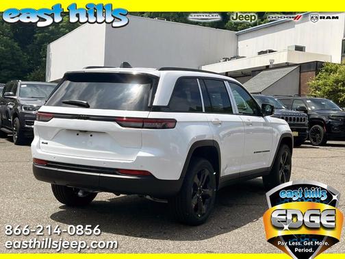 2025 Jeep Grand Cherokee Laredo