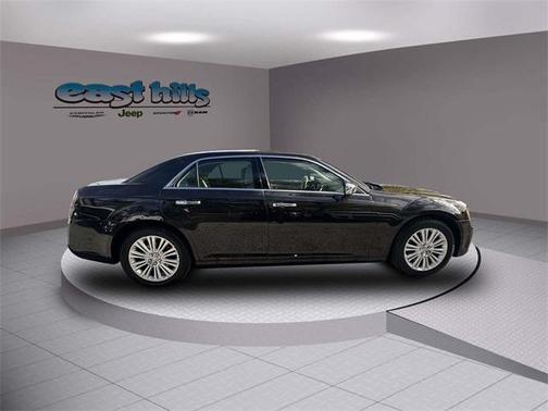 2013 Chrysler 300C Base