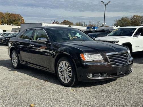 2013 Chrysler 300C Base