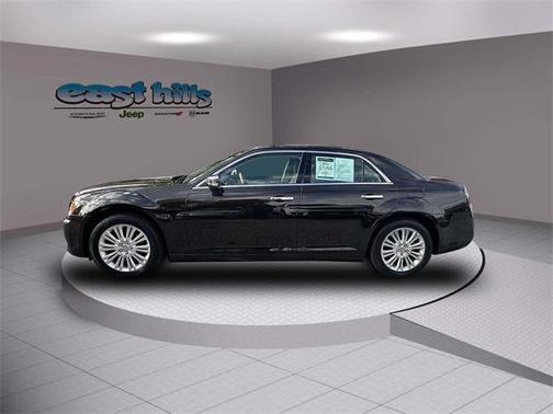 2013 Chrysler 300C Base