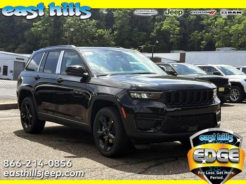 2025 Jeep Grand Cherokee Laredo