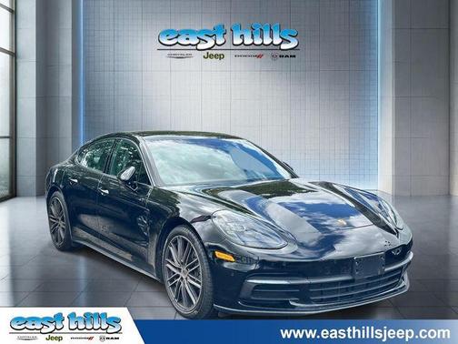 Black 2018 Porsche Panamera 4