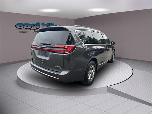 2022 Chrysler Pacifica Limited