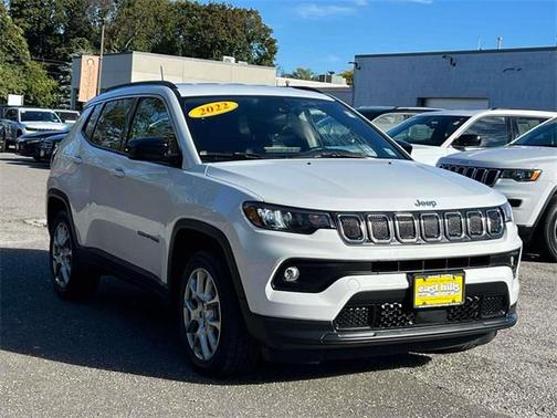 2022 Jeep Compass Latitude Lux