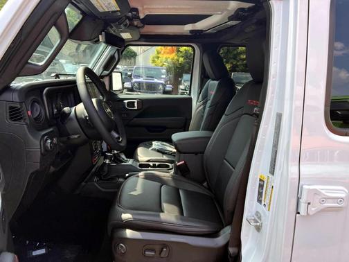 Bright White 2026 Jeep Wrangler Rubicon