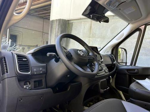 2025 RAM ProMaster 1500 Base